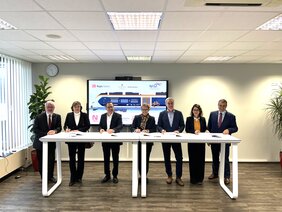 Unterzeichnung des ENORM-Verkehrsvertrages in Magdeburg.