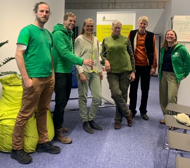 Streuobstwiesen müssen auch gepflegt werden. 